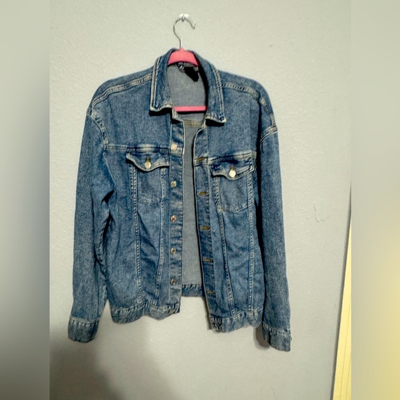 Denim jacket - Picture 1 of 4